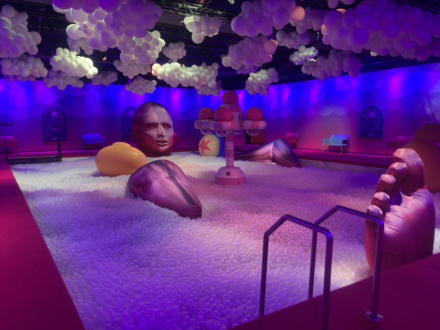 Bubble Bath Room in Bubble Planet Berlin